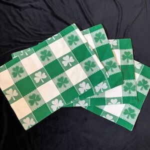 Set of 4 Shamrock Placemats 19” x 13”